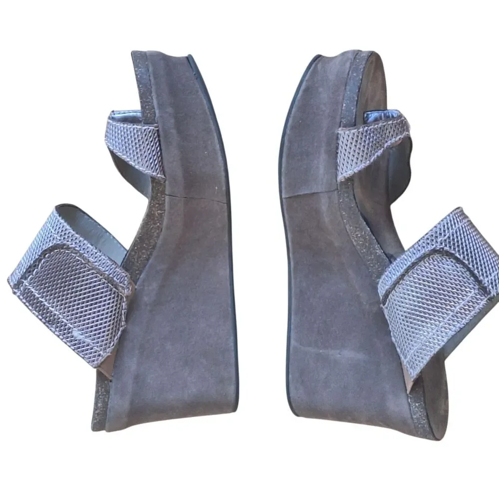 OTBT Brookfield Pewter Mesh Wedge Platform Sandals Women's Size 7.5 M